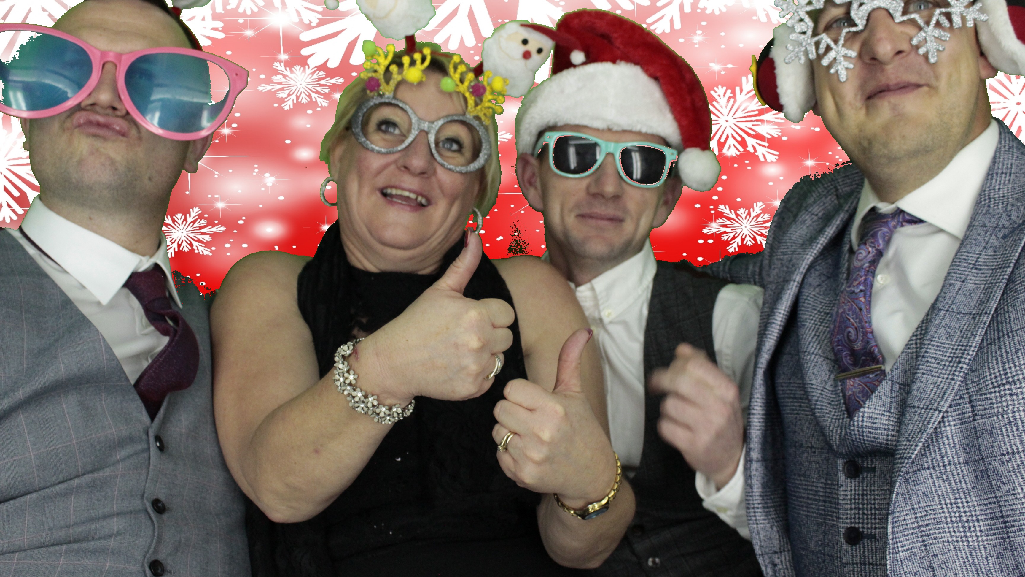 Portsmouth Water Christmas Party | View more photos from the event at gallery.myphotoboothexperience.co.uk/u/MyPhotoBoothExperienceLtd/Portsmouth-Water-Christmas-Party